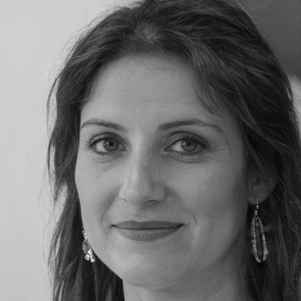 Portrait de Marie-Claire Dubois, experte en optimisation technologique